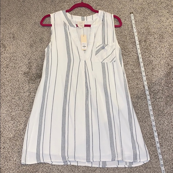 Francesca's Collections Dresses & Skirts - Francesca’s white shift dress